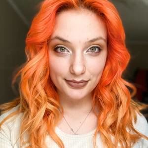 Meet your Posher, Zoe